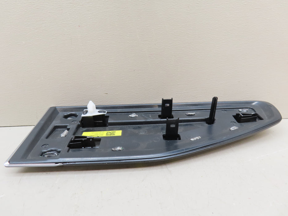 GENUINE GM FRONT LEFT DRIVER SIDE FENDER VENT OEM