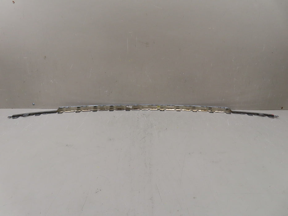 2018-2020 VOLKSWAGEN TIGUAN REAR CENTER BUMPER MOLDING COVER TRIM OEM 5NN853835
