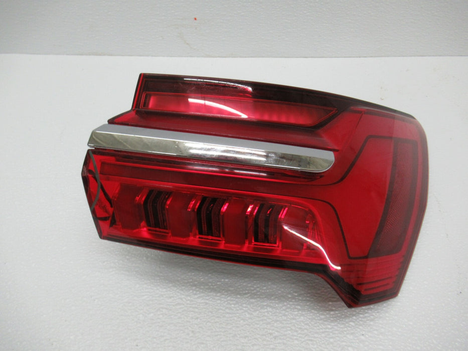 2019 - 2020 AUDI A6 REAR RIGHT PASSENGER SIDE TAIL LIGHT STOP BRAKE LAMP 19 OEM