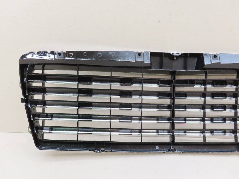 MERCEDES-BENZ E CLASS FRONT RADIATOR GRILL GRILLE OEM
