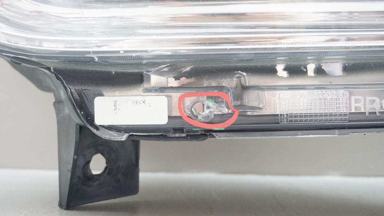 2016-2020 DODGE DURANGO FRONT RIGHT PASSENGER SIDE HEADLIGHT OEM