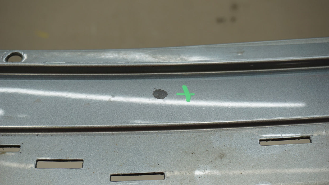 2005-2010 CHRYSLER 300 REAR BUMPER COVER OEM 05 06 07 08 09 10