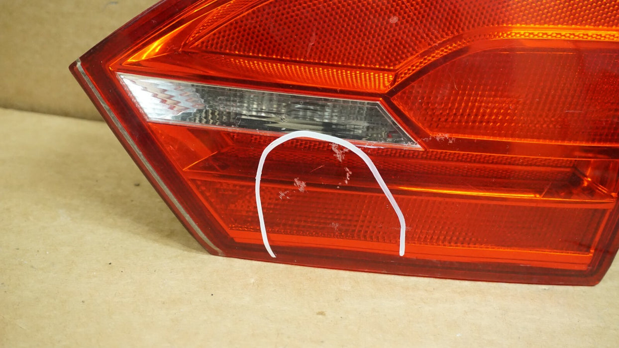 2011-2013 VOLKSWAGEN JETTA REAR RIGHT PASSENGER SIDE INNER TAIL LIGHT LAMP OEM