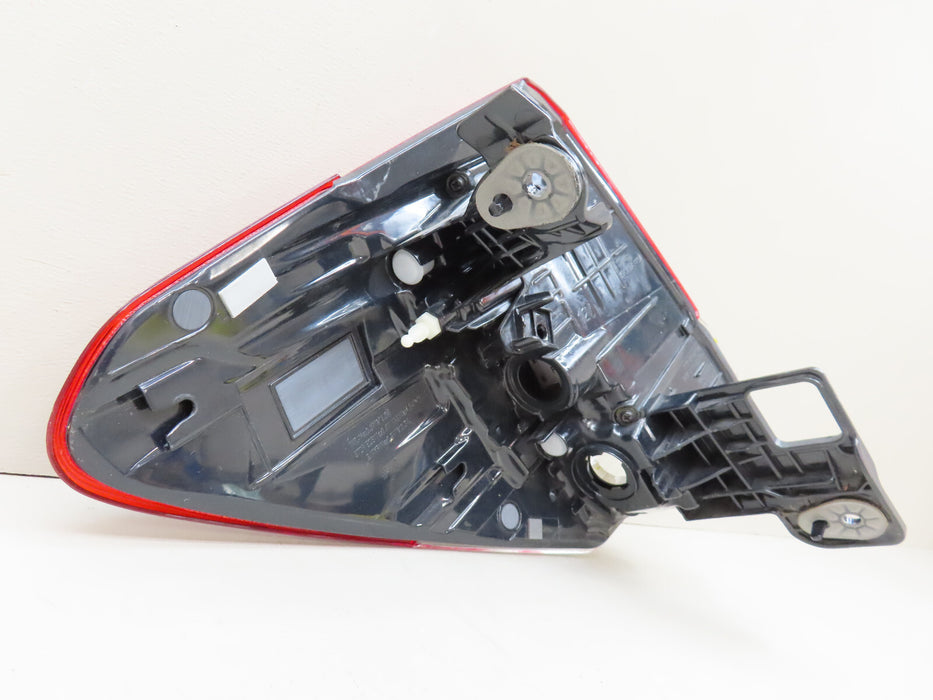 2019-2024 SUBARU FORESTER REAR RIGHT PASSENGER SIDE OUTER TAIL LIGHT OEM