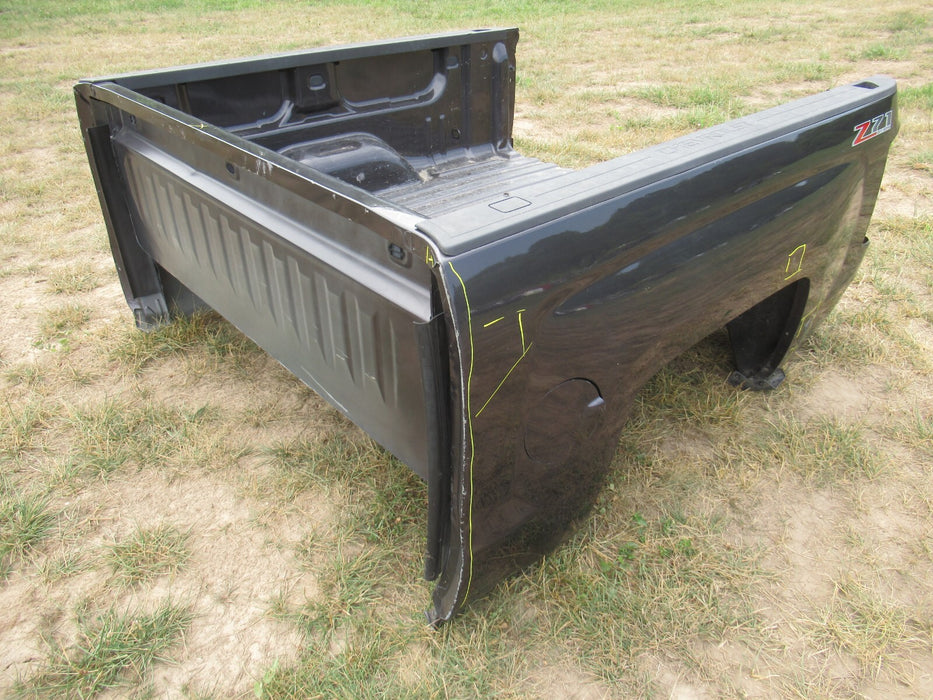 2014-2018 CHEVROLET SILVERADO 1500 Z71 5'9" REAR SHORT BED OEM
