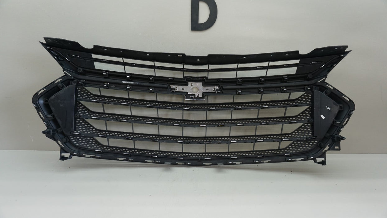 2018-2021 CHEVROLET TRAVERSE FRONT BUMPER RADIATOR GRILLE GRILL OEM 23376131