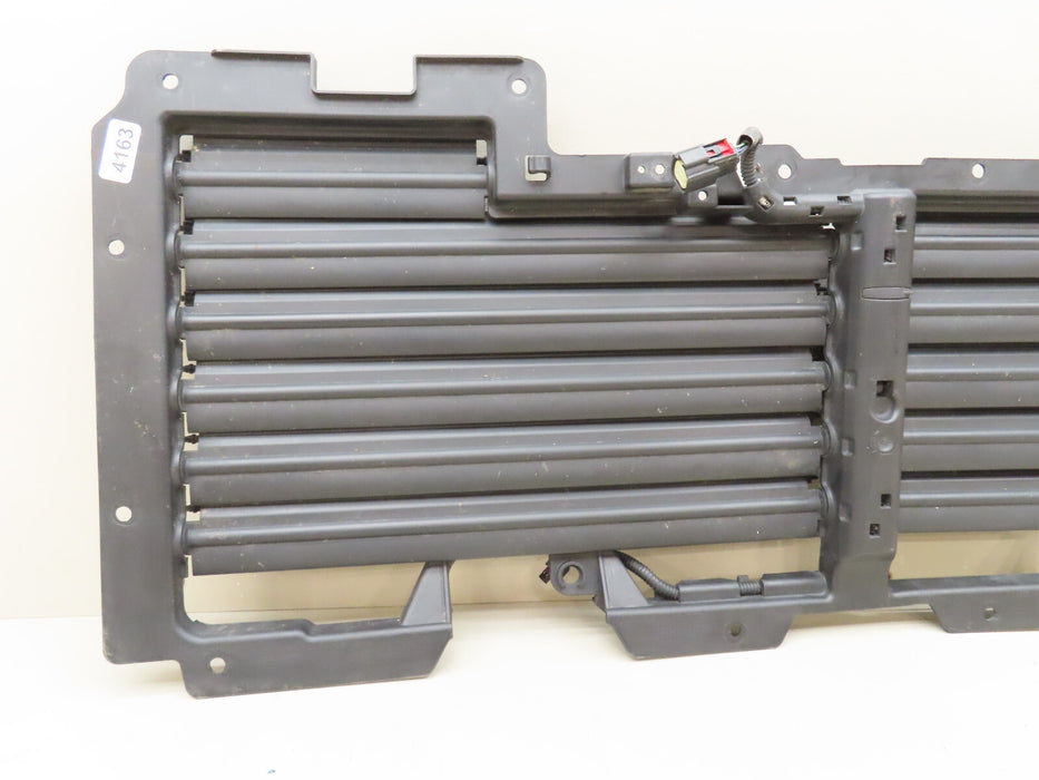 2015-2020 CHEVROLET-CADILLAC TAHOE,SUBURBAN,ESCALADE FRONT RADIATOR SHUTTER OEM