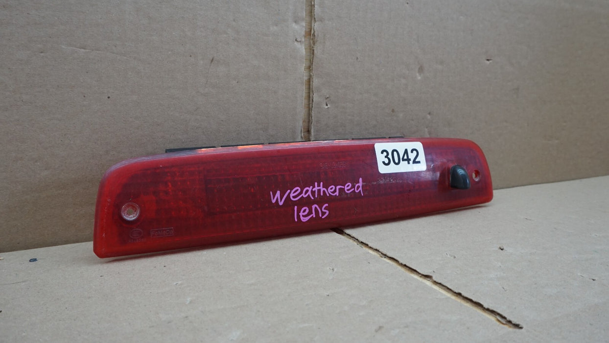 2002-2010 EXPLORER TOP 3-RD HIGH MOUNTED REAR BRAKE BACKUP TAIL LIGHT LAMP OEM