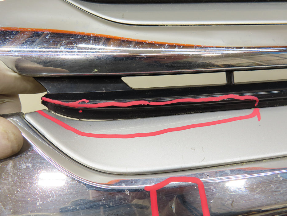 2016-2018 MITSUBISHI OUTLANDER FRONT BUMPER RADIATOR UPPER GRILLE GRILL OEM