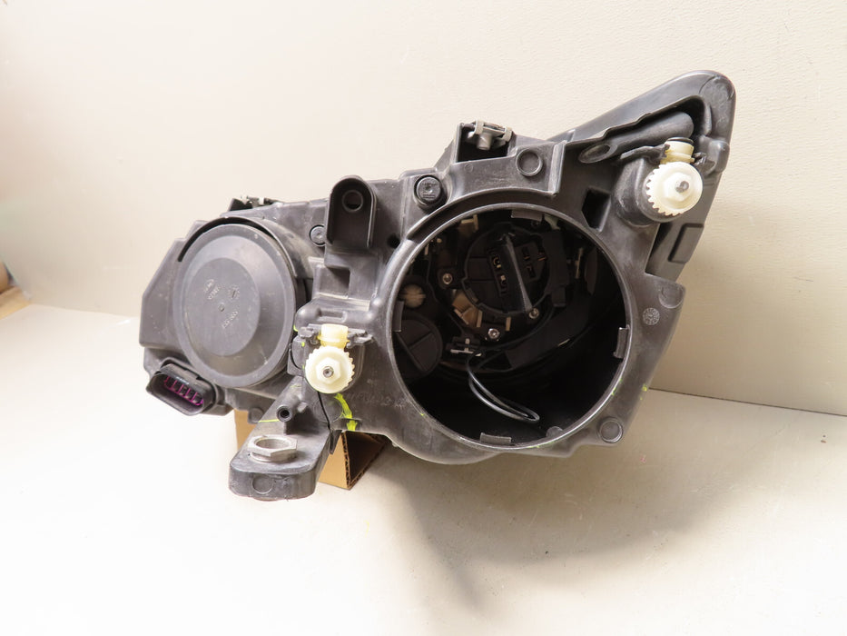 2012-2018 VOLKSWAGEN TIGUAN RIGHT PASSENGER SIDE HEADLIGHT HALOGEN OEM