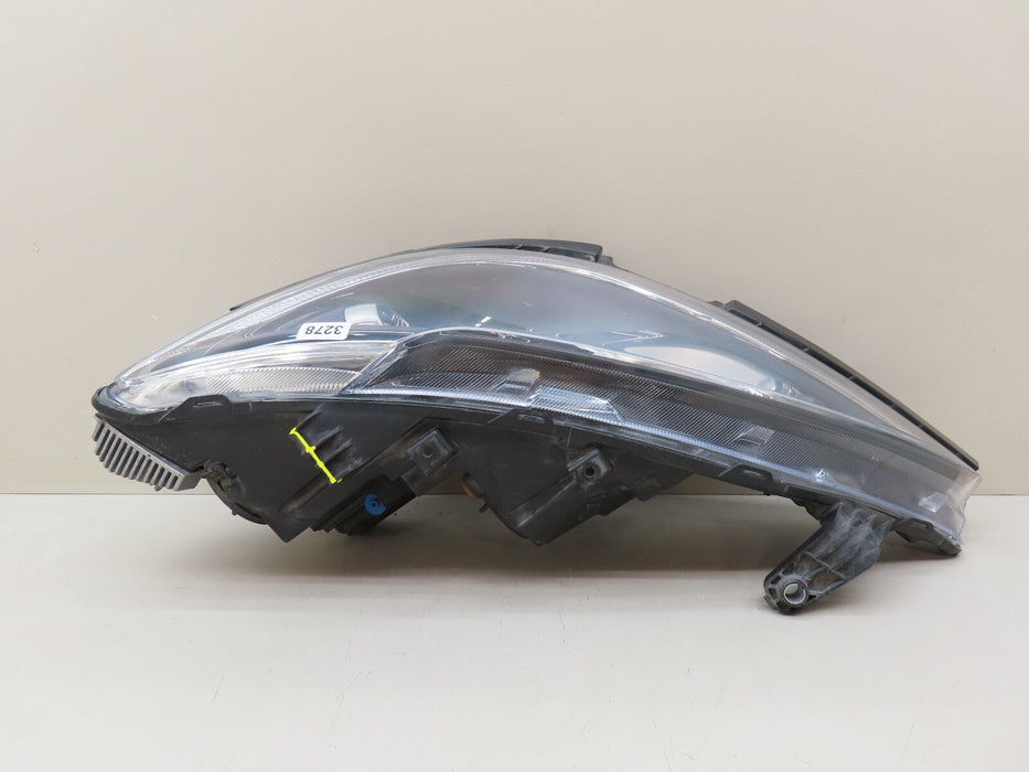 2017-2020 Chrysler Pacifica front left driver side Headlight  Halogen W/ LED OEM