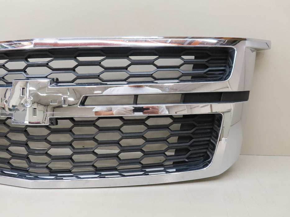 2015-2020 CHEVROLET TAHOE/SUBURBAN FRONT RADIATOR GRILL GRILLE OEM 23440914