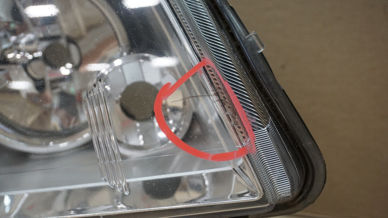 2008-2016 CHRYSLER TOWN & COUNTRY FRONT RH RIGHT PASSENGER SIDE HEADLIGHT OEM