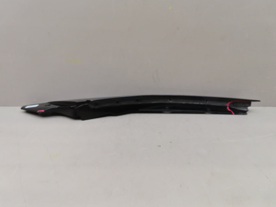2014-2019 CHEVROLET CORVETTE FRONT LEFT DRIVER ROOF APPLIQUE WINDOW TRIM OEM