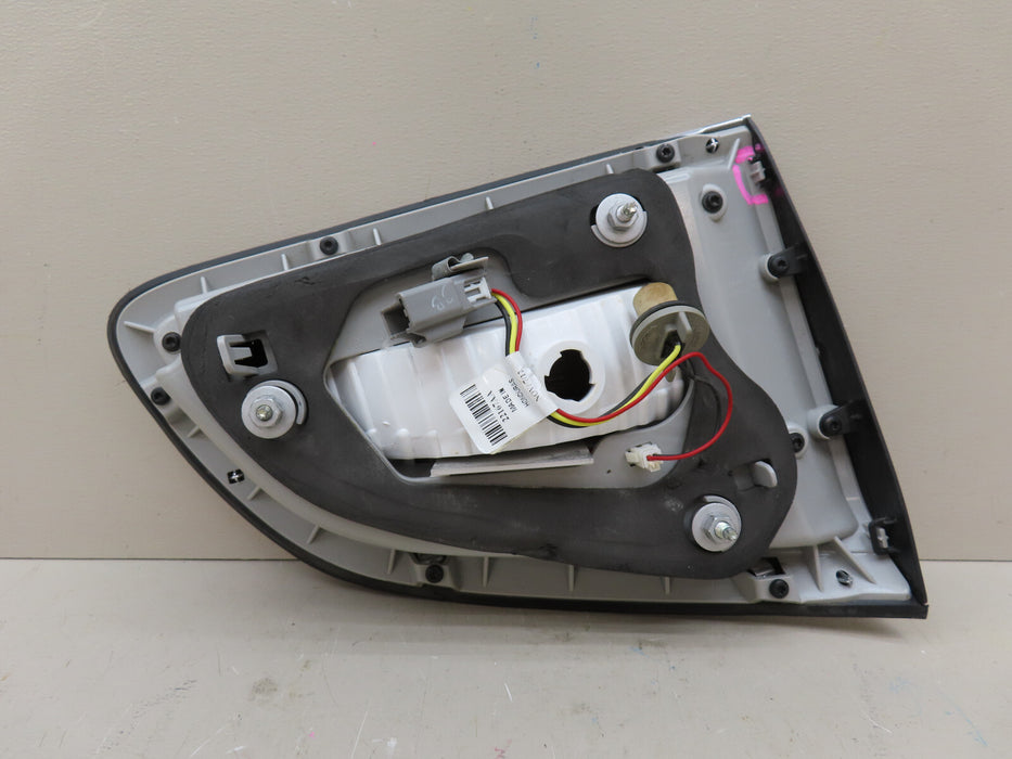 2013 - 2017 BUICK ENCLAVE RIGHT PASSENGER SIDE BACK UP INNER TAIL LIGHT OEM