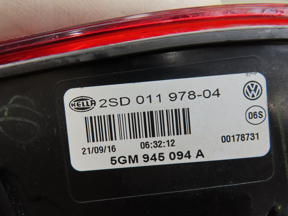 2015-2017 VOLKSWAGEN GOLF GTI REAR RIGHT PASSENGER SIDE INNER TAIL LIGHT OEM
