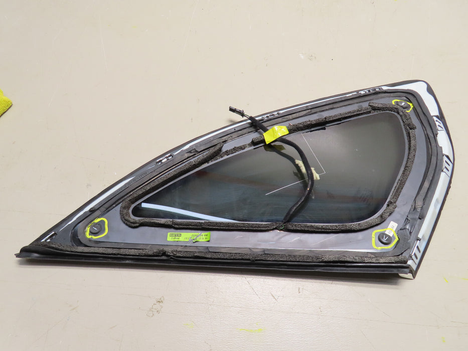 2016-2020 BENTLEY BENTAYGA REAR RIGHT PASSENGER SIDE QUARTER PANEL GLASS OEM