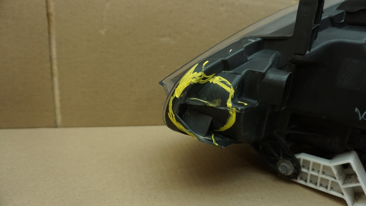 2016-2019 NISSAN SENTRA FRONT RIGHT PASSENGERS SIDE HEADLIGHT OEM 16 17 18 19