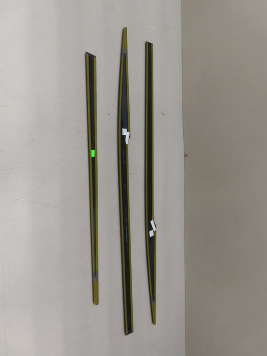 2020-2023 TOYOTA HIGHLANDER FRONT RH, REAR RH, FRONT LH LOWER DOOR MOLDING OEM