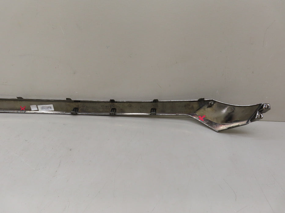 2019 2020 HYUNDAI SANTA FE FRONT CENTER MOLDING OEM