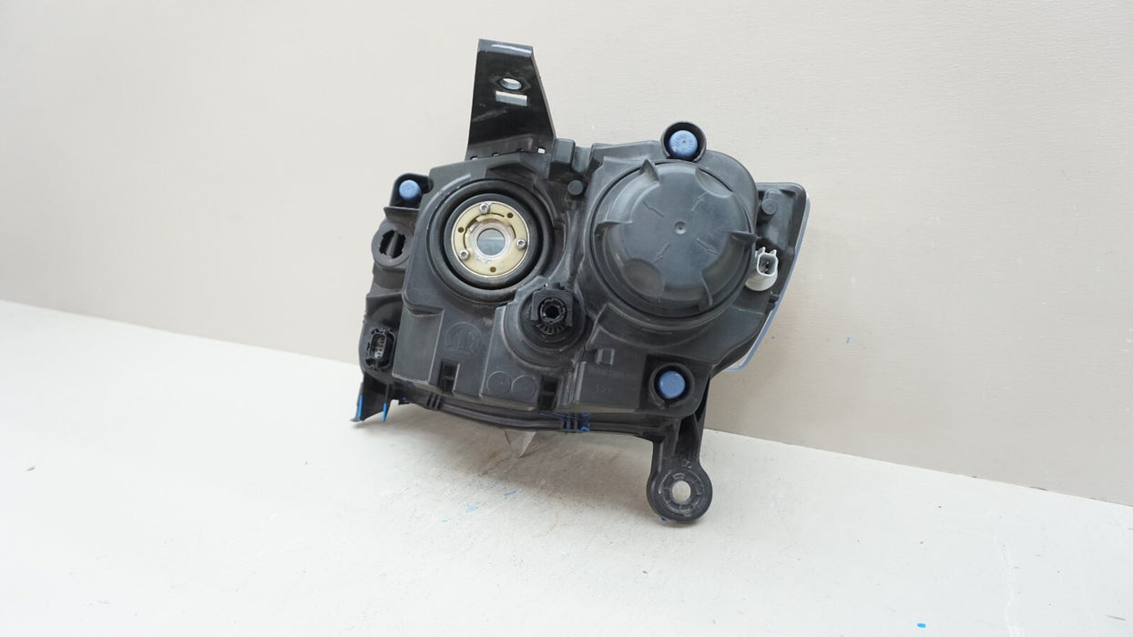 2014-2016 JEEP GRAND CHEROKEE FRONT RIGHT PASSENGER HEADLIGHT HALOGEN OEM