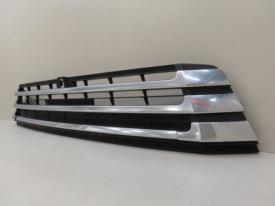 2017-2019 TOYOTA HIGHLANDER FRONT BUMPER RADIATOR GRILLE GRILL OEM