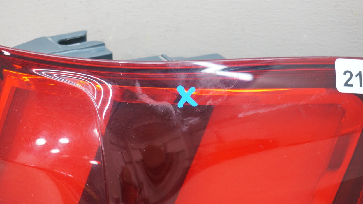 2014-2018 BMW X5 F15 REAR RIGHT PASSENGER SIDE OUTER TAIL LIGHT OEM 7290104