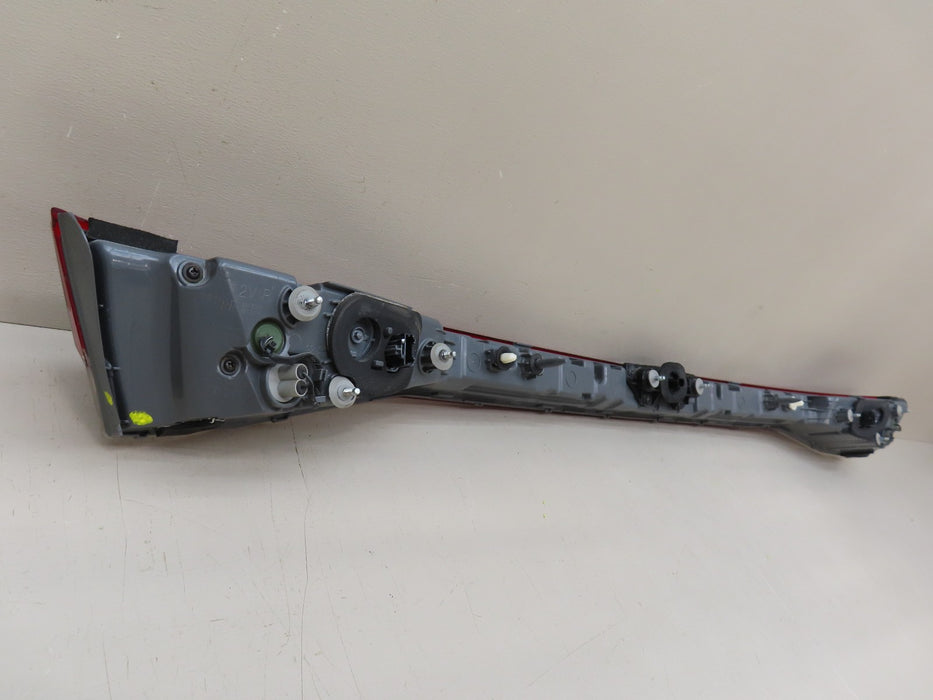 2021-2023 HYUNDAI ELANTRA REAR CENTER TAIL LIGHT BRAKE LAMP PANEL OEM 92409AA120