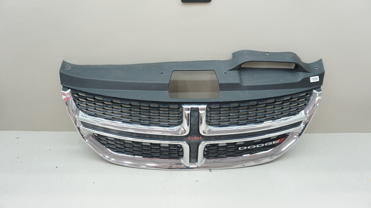2011-2018 DODGE JOURNEY FRONT CENTER RADIATOR GRILLE OEM 68080192AA