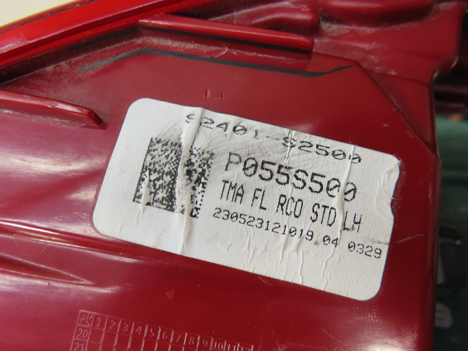 2021-2023 HYUNDAI SANTA FE REAR LEFT DRIVER SIDE TAIL LIGHT OUTER LED OEM