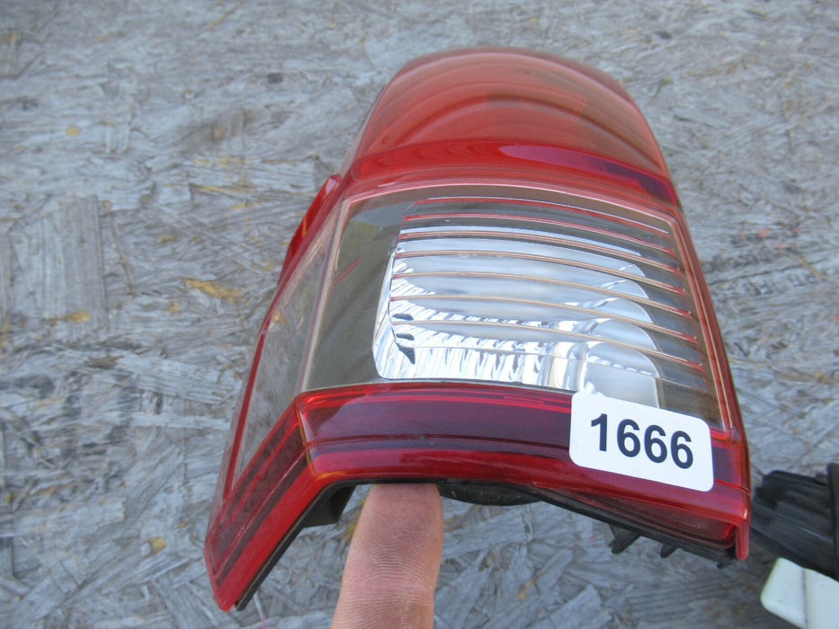 2016-2021 TOYOTA TACOMA REAR LEFT DRIVER SIDE TAIL LIGHT HALOGEN STOP LAMP OEM