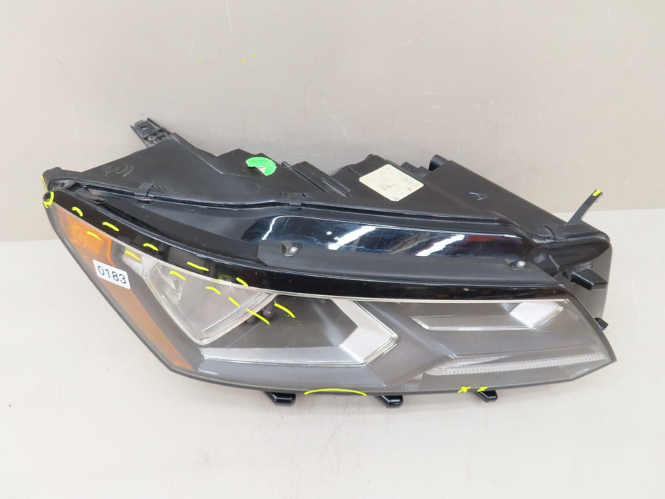 2016-2019 VOLKSWAGEN PASSAT FRONT RIGHT HEADLIGHT LAMP HALOGEN OEM 561941006E