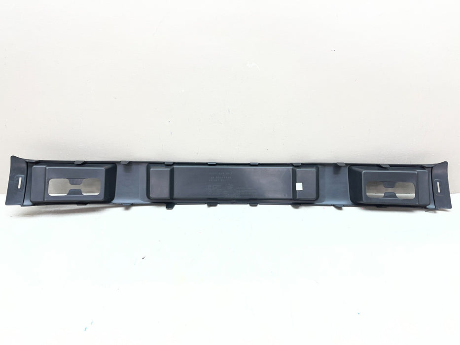 2015-2020 GMC YUKON XL FRONT BUMPER FASCIA LOWER MOLDING 22936425 OEM