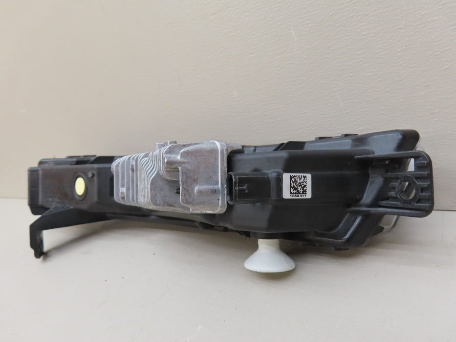 2018-2020 LAND ROVER RANGE ROVER VELAR FRONT LEFT DRIVER SIDE FOG LIGHT LED OEM