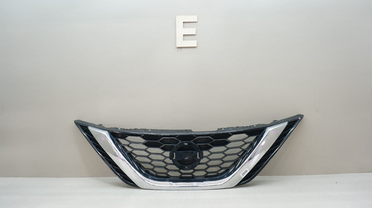 2016-2019 NISSAN SENTRA FRONT BUMPER RADIATOR GRILLE OEM