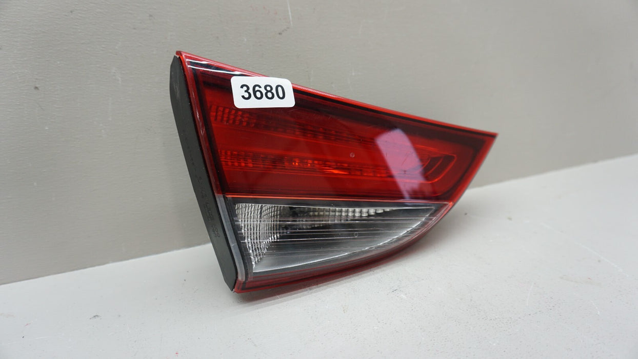 2014-2016 HYUNDAI ELANTRA REAR LEFT SIDE INNER TAIL LIGHT LAMP OEM 92403-3Y5
