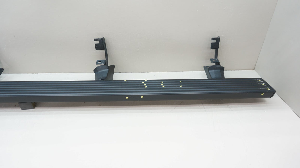 2020-2025 CHEVROLET SILVERADO / GMC SIERRA 2500 3500 LEFT RUNNING BOARD OEM
