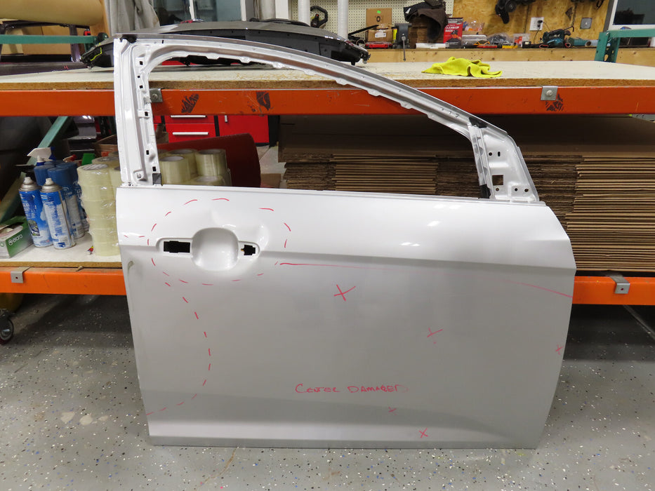 2012-2018 FORD FOCUS FRONT RIGHT PASSENGER DOOR PANEL SHELL OEM