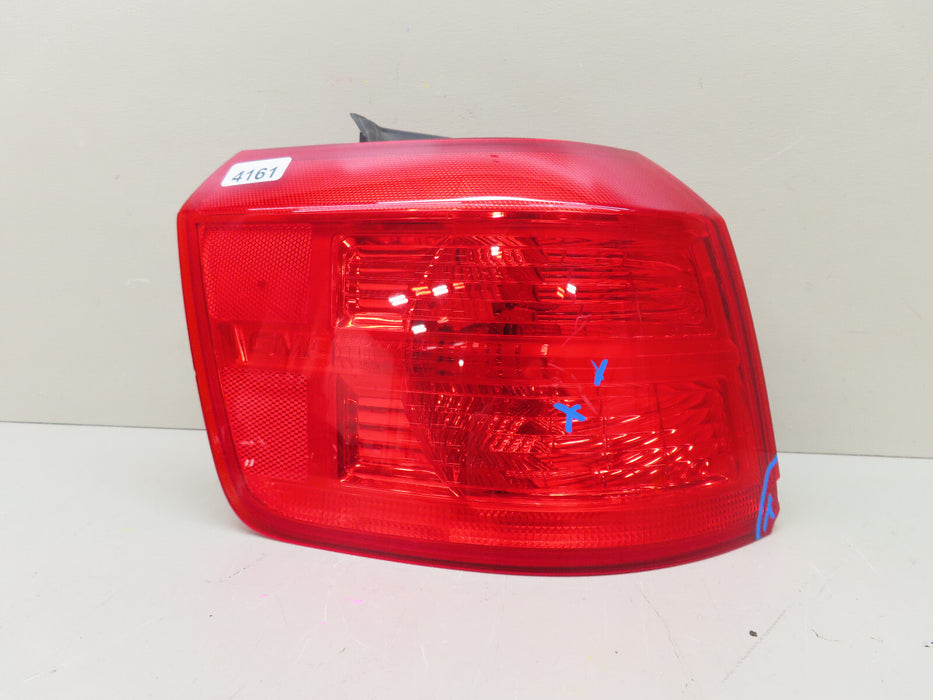 2010-2017 GMC TERRAIN REAR LEFT DRIVER SIDE TAIL LIGHT OEM