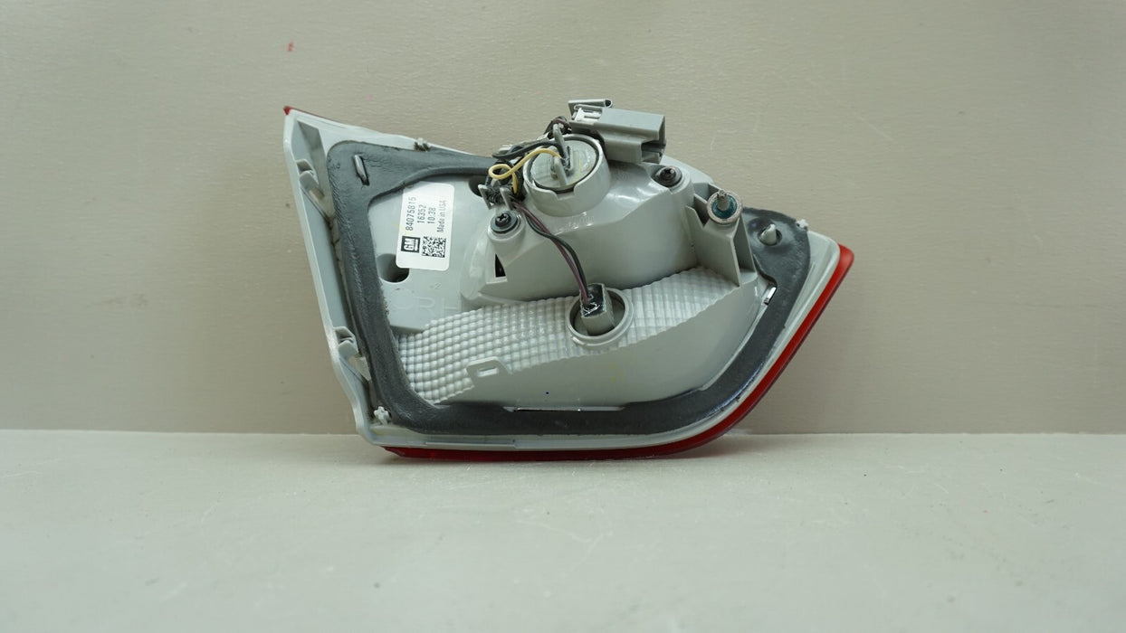 2016-2017 CHEVROLET CRUZE SEDAN REAR RIGHT INNER TAIL LIGHT LAMP OEM 84075815