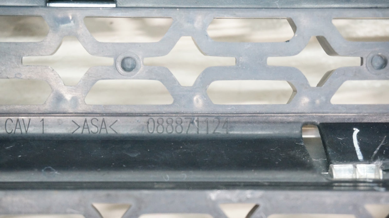 2014-2020 DODGE DURANGO FRONT UPPER BUMPER RADIATOR GRILLE OEM 05113713A