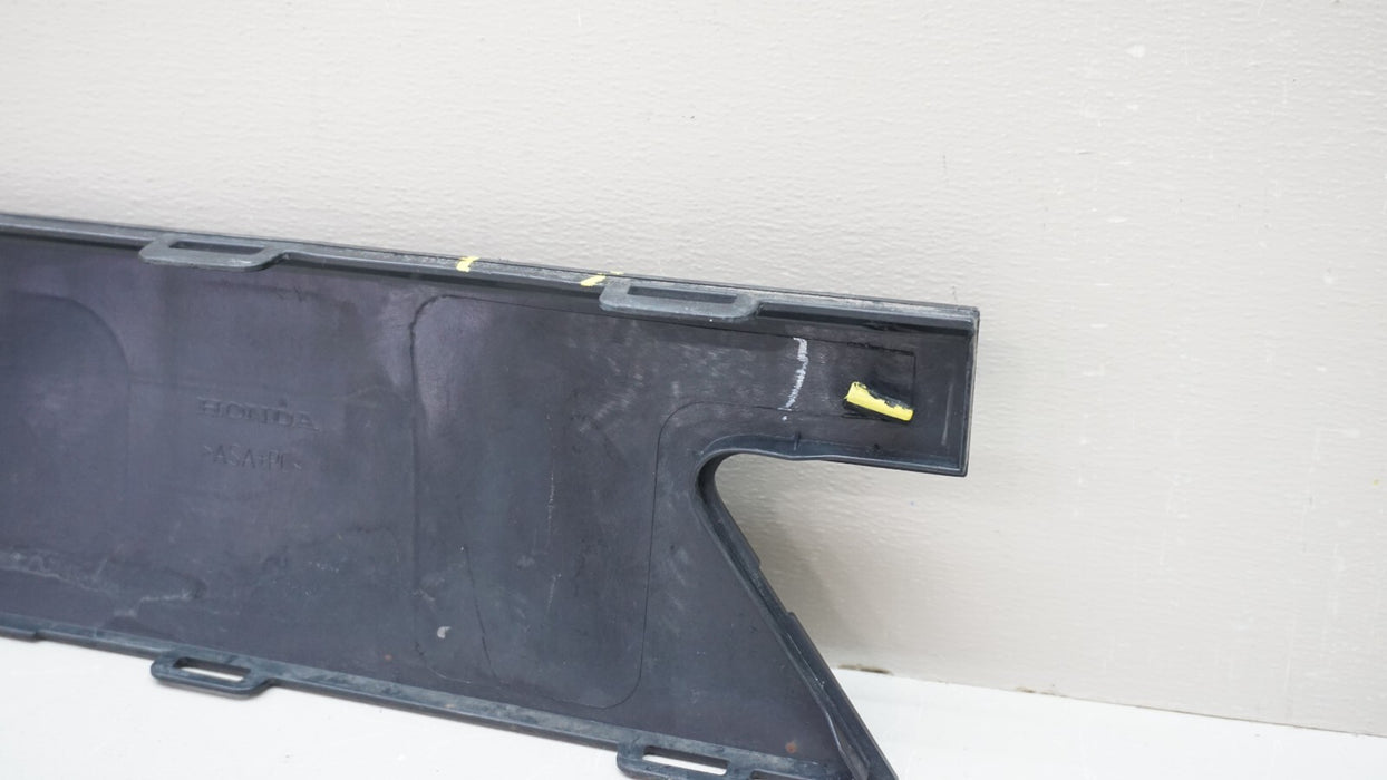 2017-2021 HONDA CIVIC REAR BUMPER CENTER GARNISH TRIM OEM 71507-TGG
