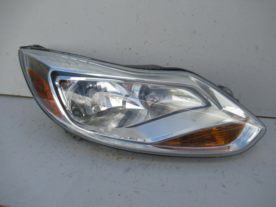 2012 2013 2014 FORD FOCUS RIGHT RH HEADLIGHT LAMP OEM
