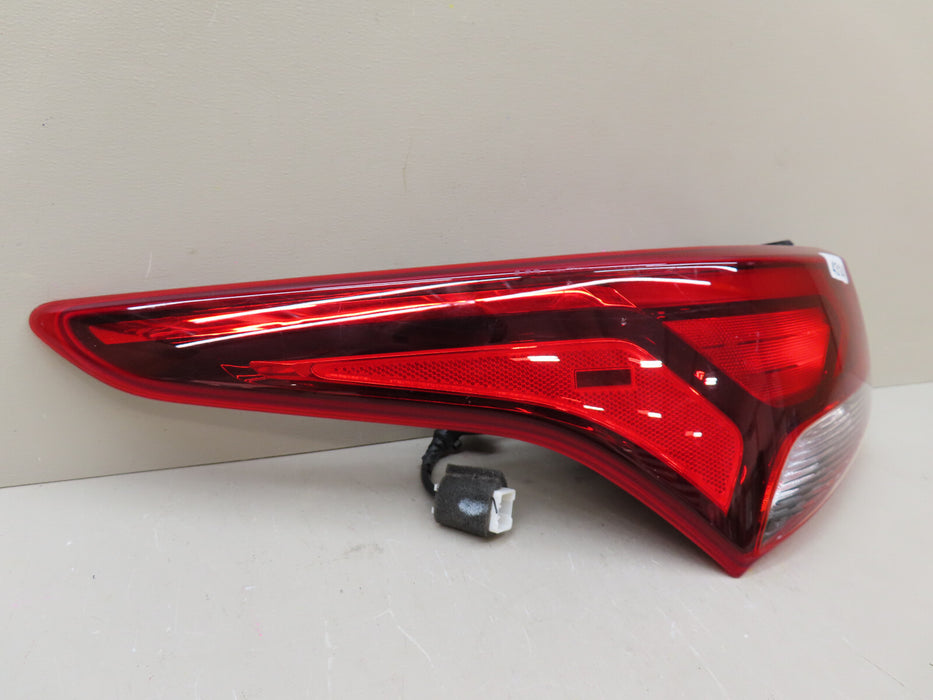 2018-2022 HYUNDAI ACCENT REAR LEFT DRIVER SIDE TAIL LIGHT OEM