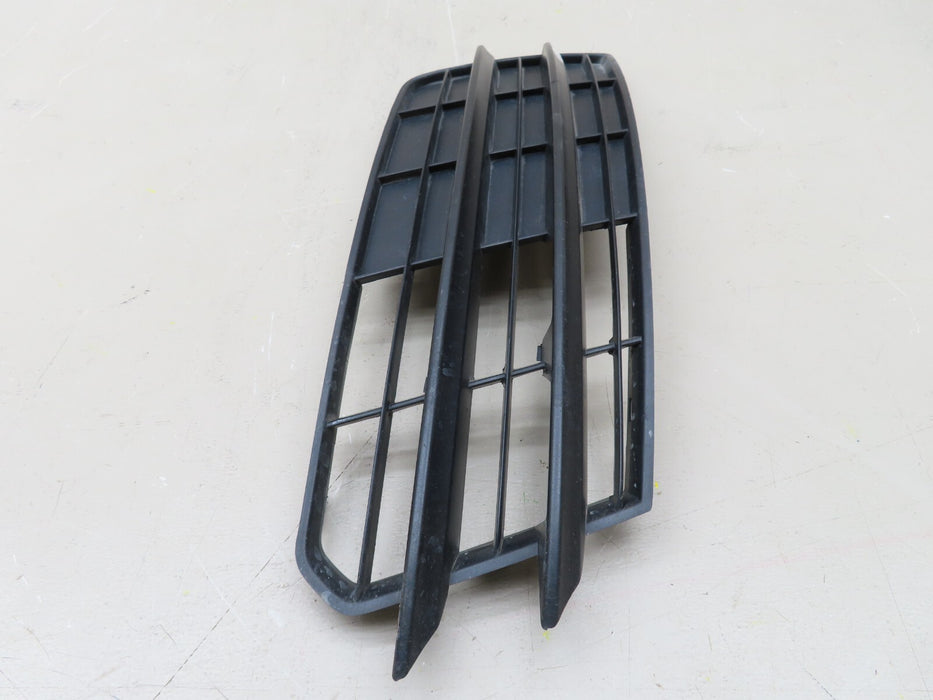 2012-2015 AUDI A7 FRONT RIGHT SIDE BUMPER FOG LIGHT GRILLE GRILL OEM 4G8807682