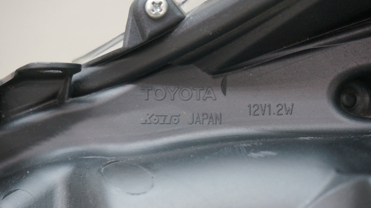 2016-2018 TOYOTA PRIUS FRONT RIGHT PASSENGER SIDE LED HEADLIGHT OEM