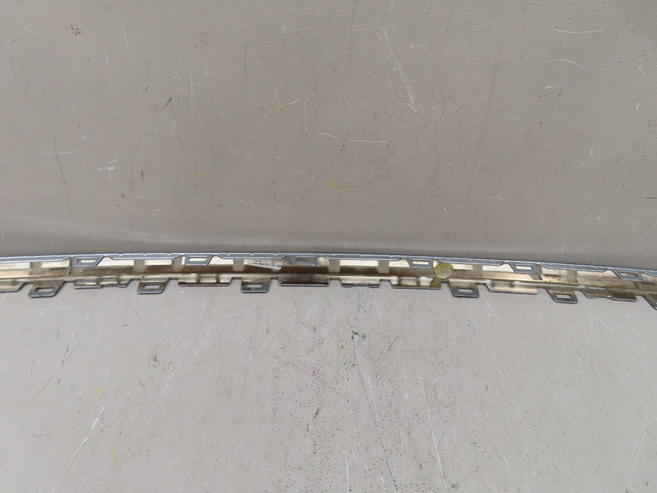 2018-2020 VOLKSWAGEN TIGUAN REAR CENTER BUMPER MOLDING COVER TRIM OEM 5NN853835