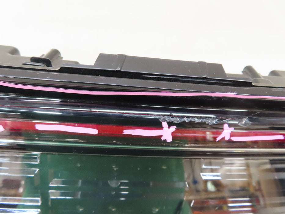 2024 HYUNDAI SONATA REAR CENTER TAIL LIGHT LAMP GARNISH OEM 92409-L1550
