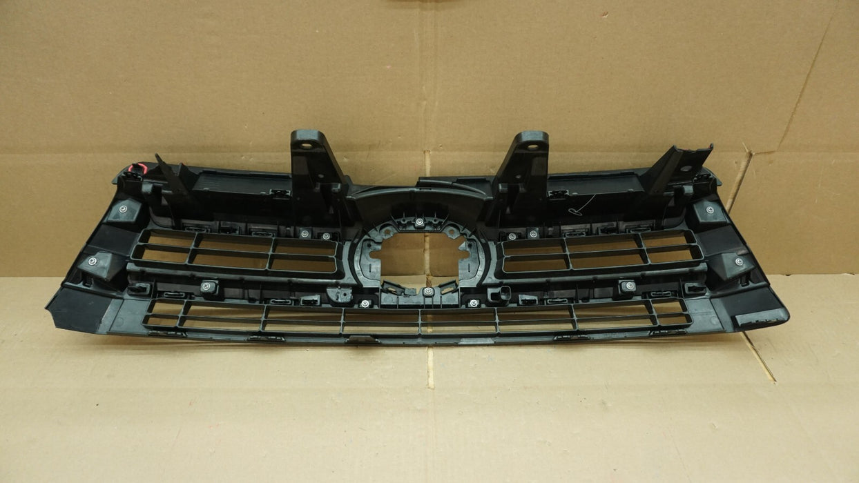 2017-2018 TOYOTA HIGHLANDER FRONT BUMPER UPPER GRILL GRILLE OEM 531110E220 17 18