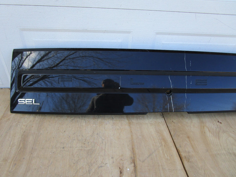 2014 2015 2016 FORD FLEX SEL REAR MOLDING PANEL TRIM DA83-74402A30-AGW OEM